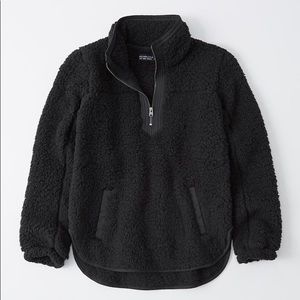 A&F Sherpa Pullover